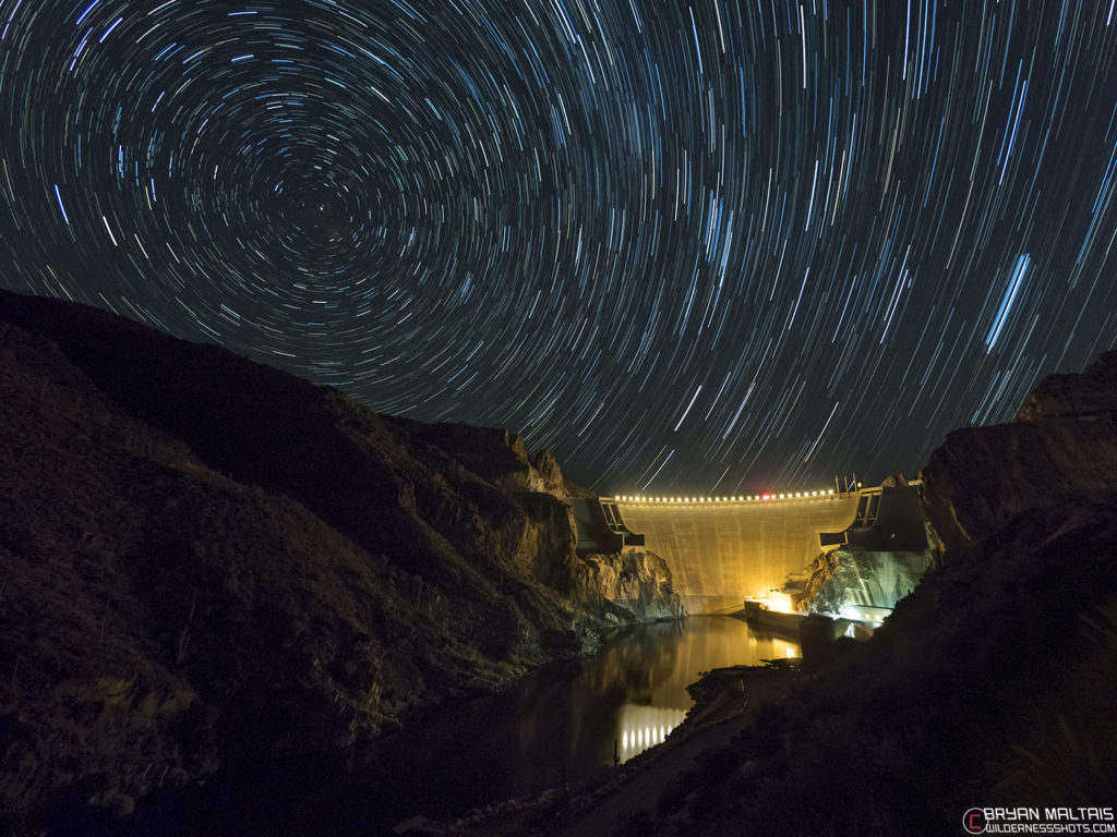 I unexpectedly passed the Roosevelt dam while cruising through the Superstition Mountains